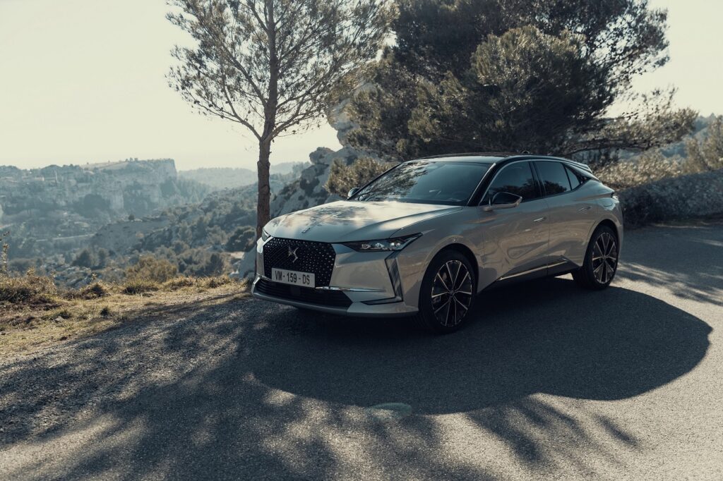 DS 4