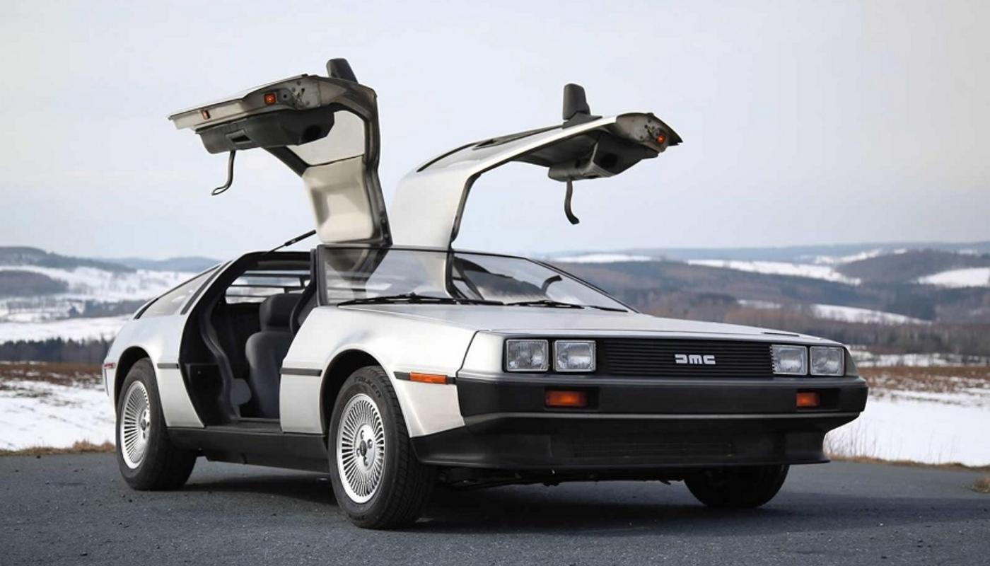 DeLorean DMC-12