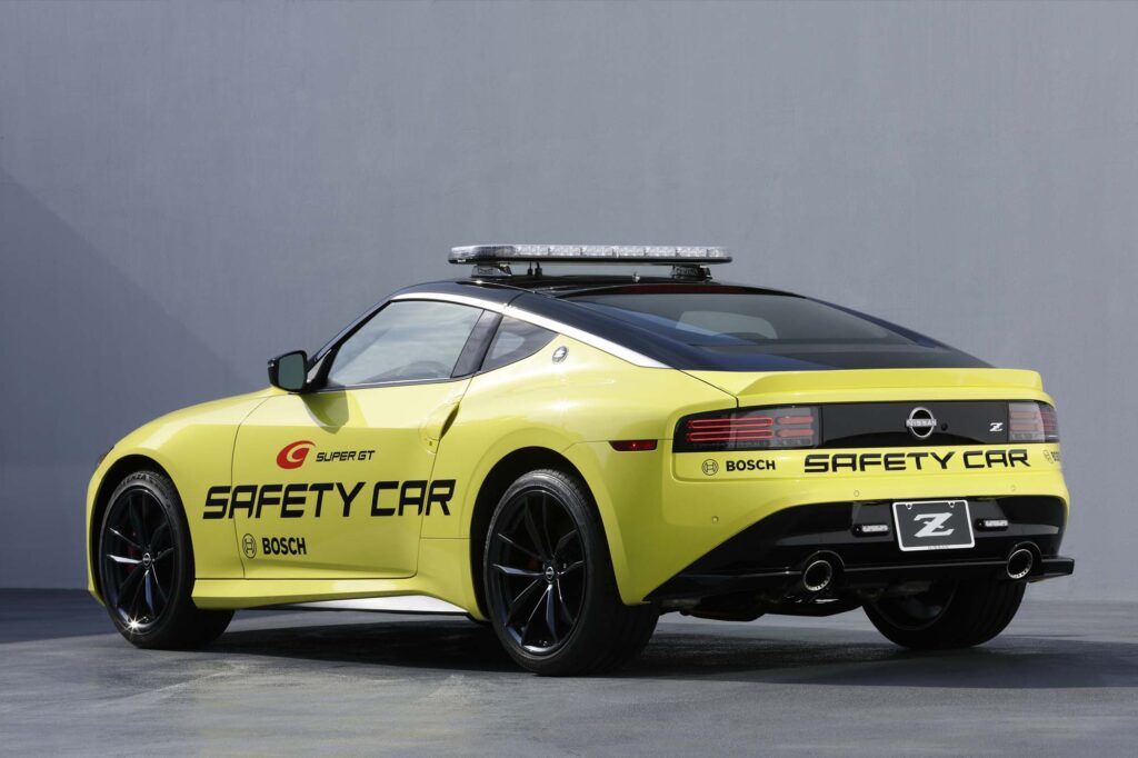 Nissan Z 2023 safety car