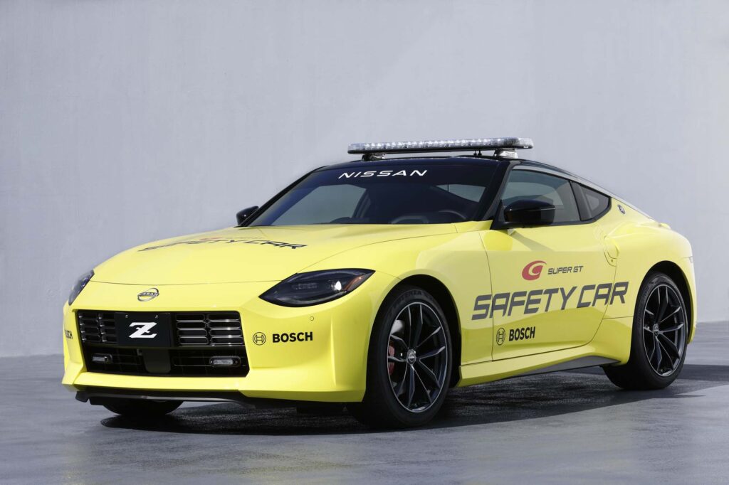 Nissan Z 2023 safety car