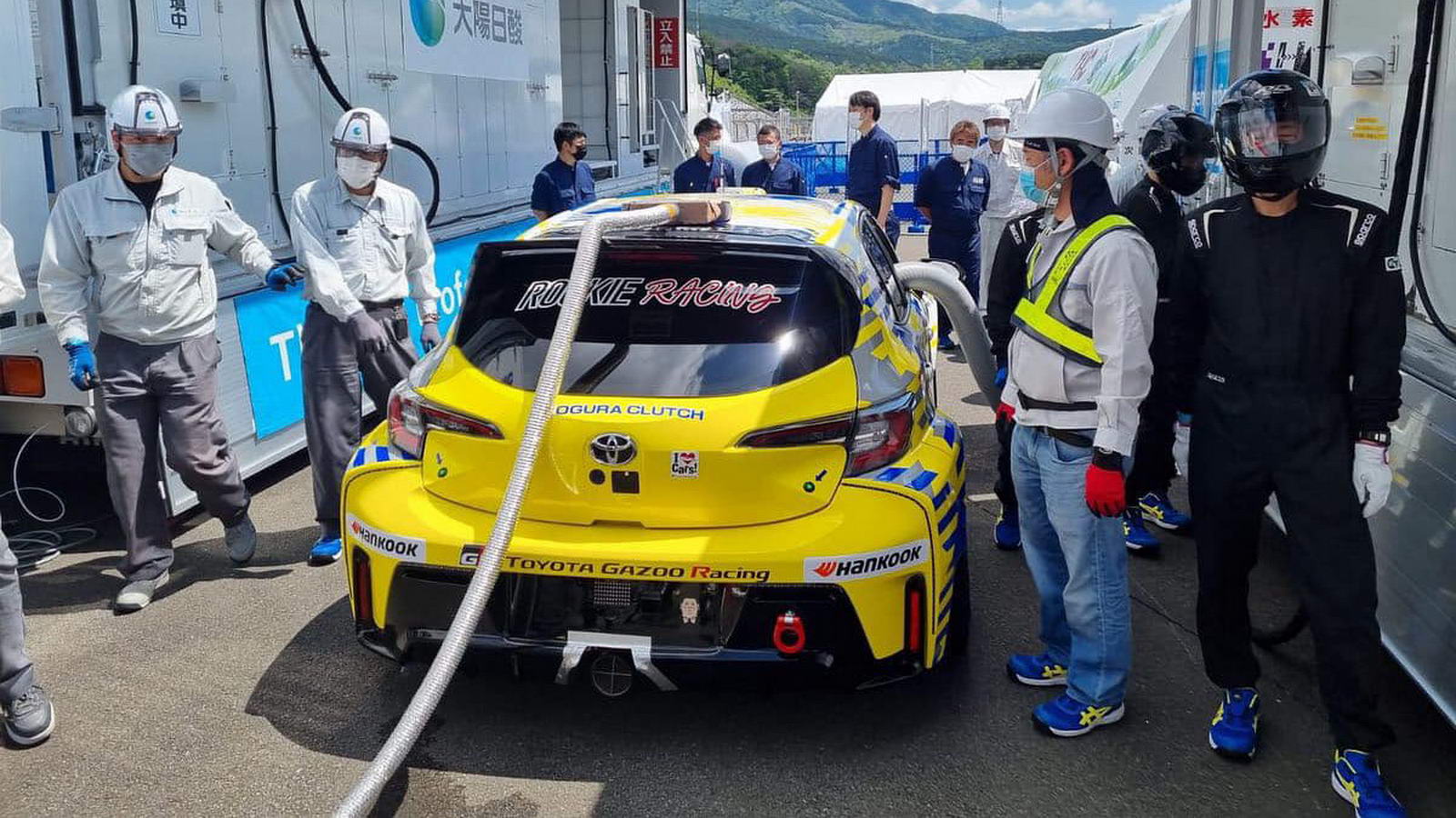 Jari-Matti Latvala Hydrogen 24h Fuji 01