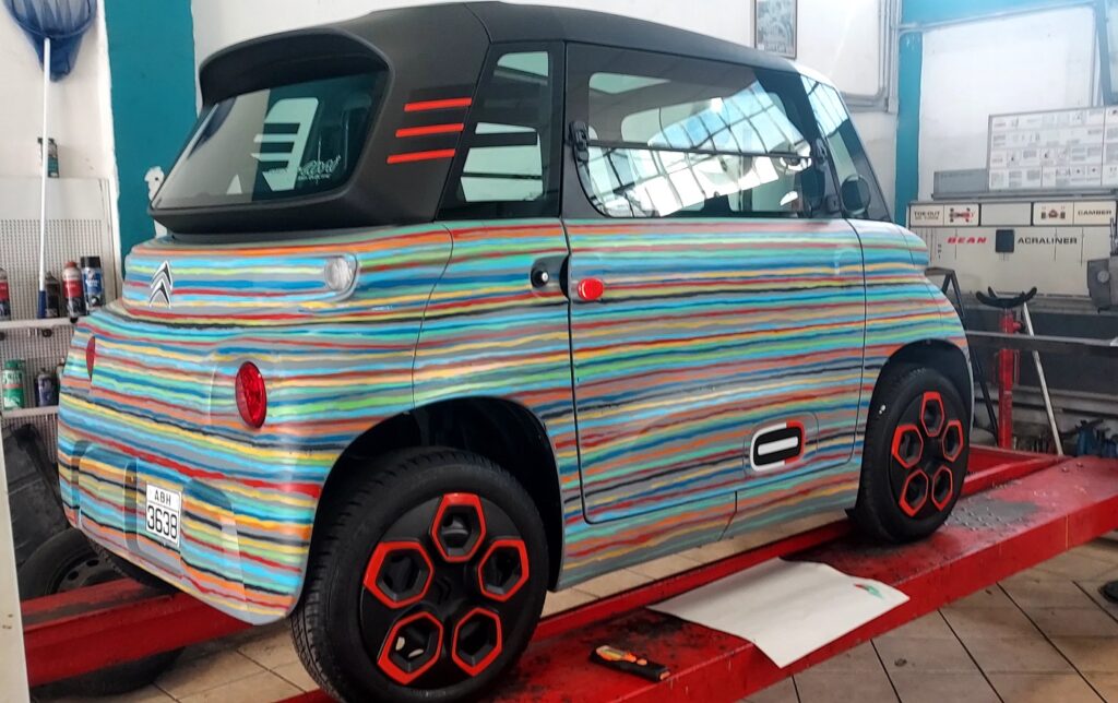 Citroen Ami art car