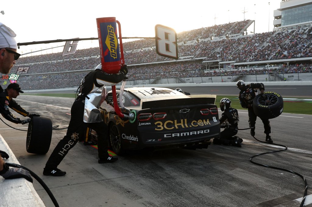 NASCAR pit stop