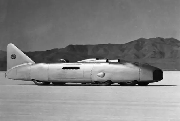 Eyston-Thunderbolt-Land-Speed-Record-Car