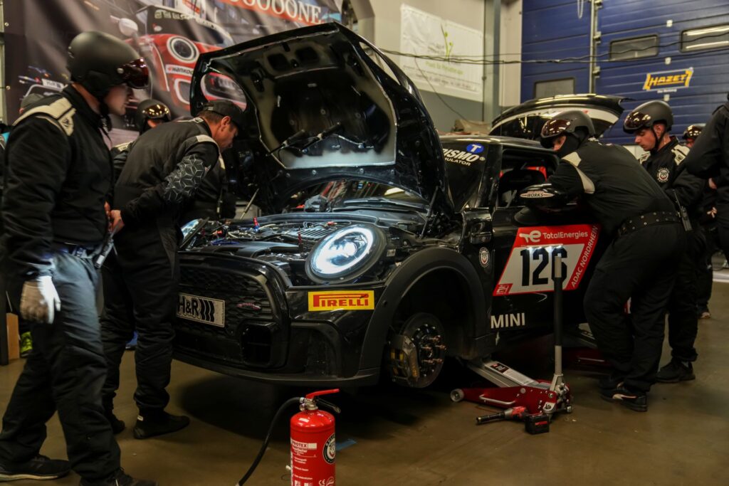 mini john cooper works nurburgring