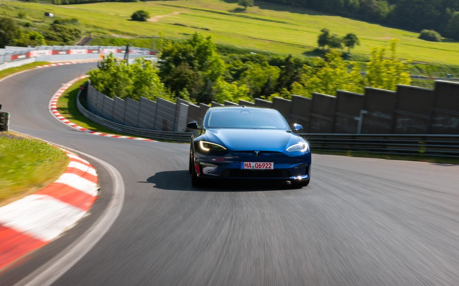 Tesla Model S Plaid Track Package - Nurburgring