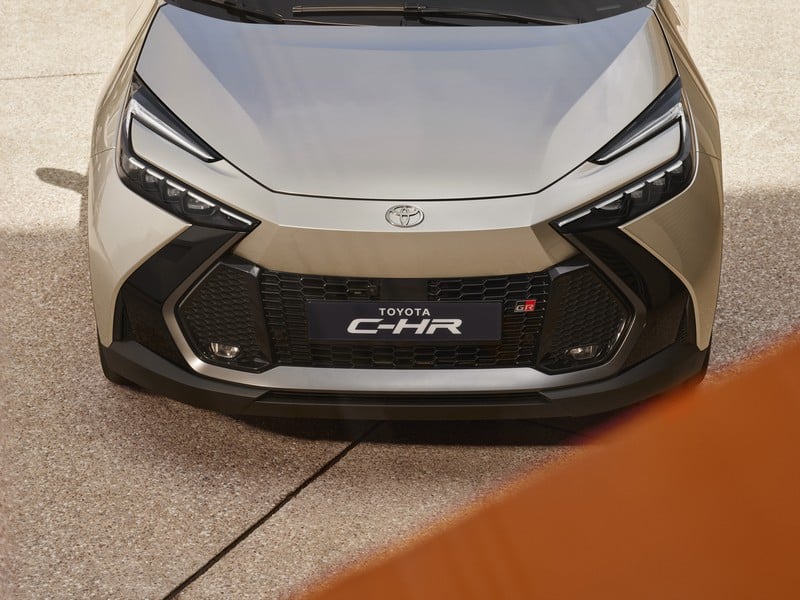 C-HR hybrid & plug in hybrid