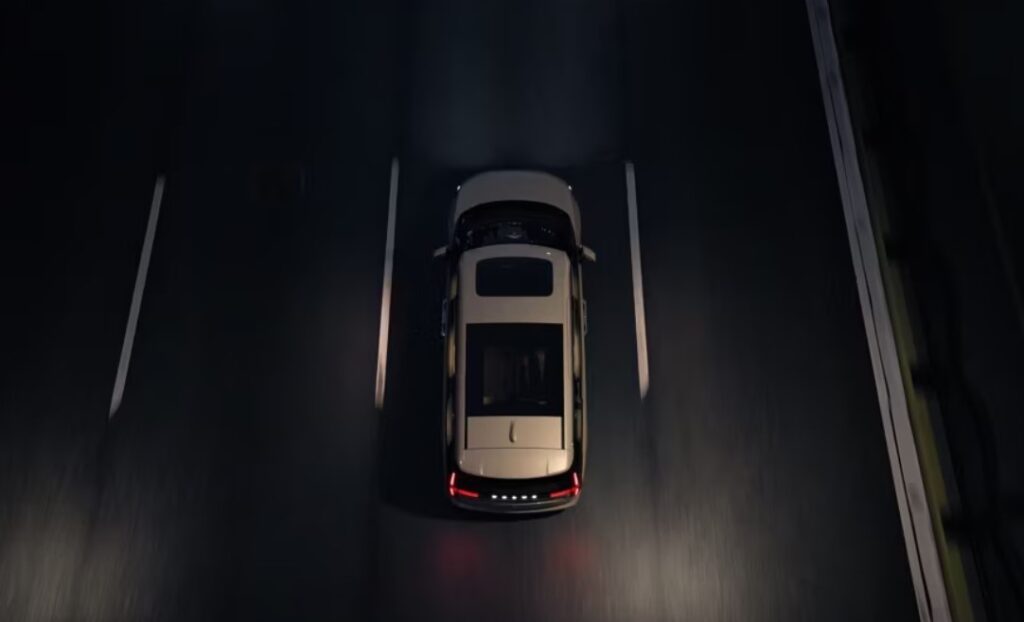 Volvo EM90 teaser