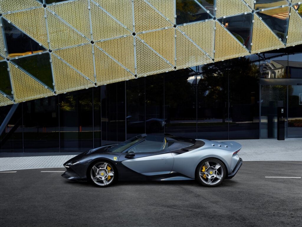 Ferrari SP-8 F8 Spider