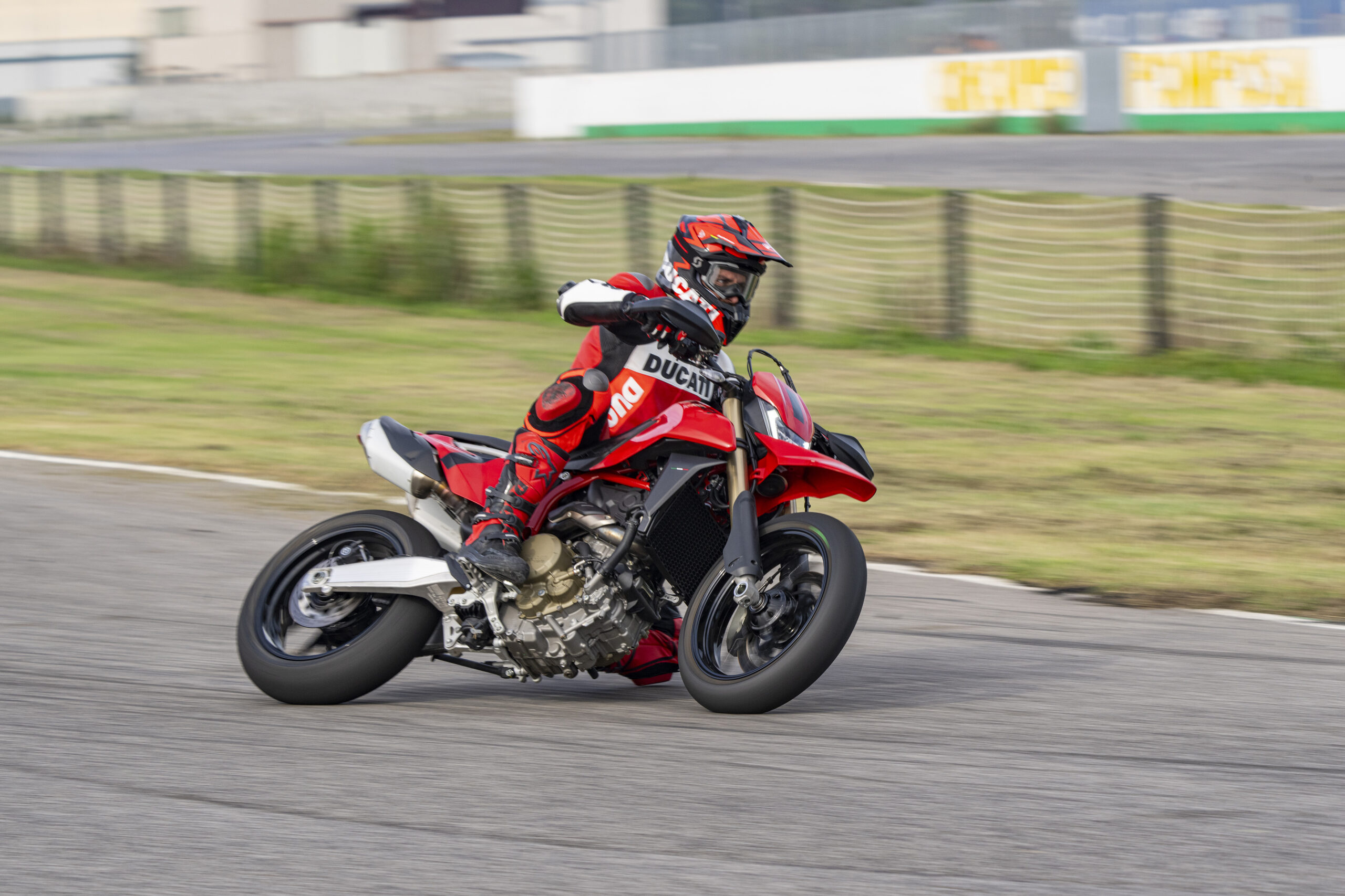 Ducati Hypermotard 698 Mono