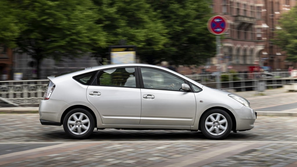 Toyota Prius 2nd generation