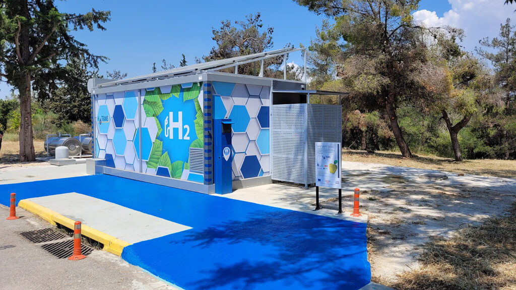 Hydrogen Station CYRUS