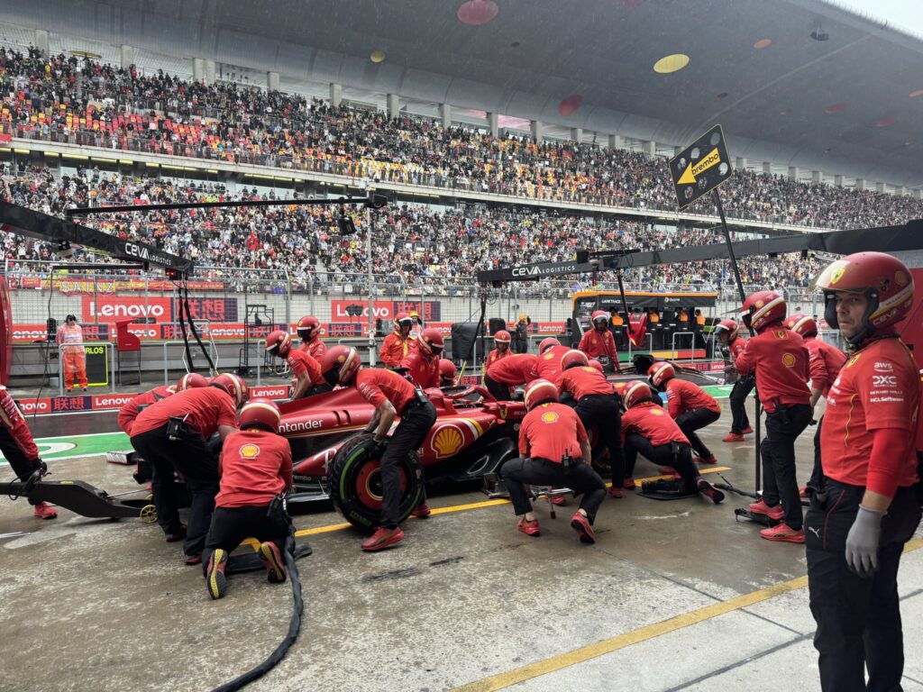 China Ferrari pits