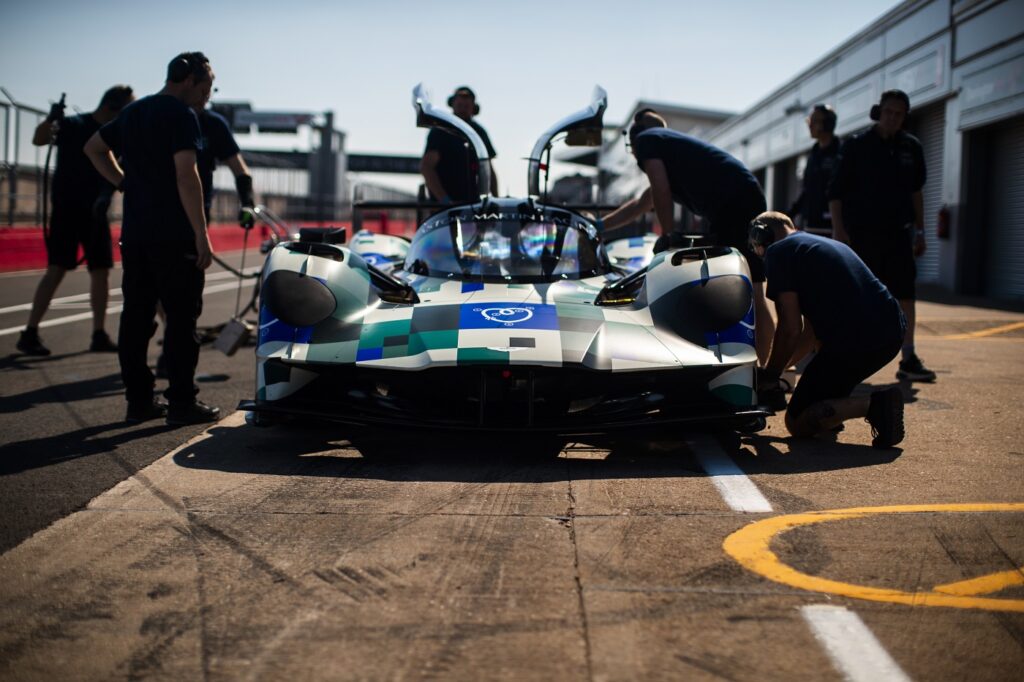 Aston Martin Valkyrie AMR-LMH