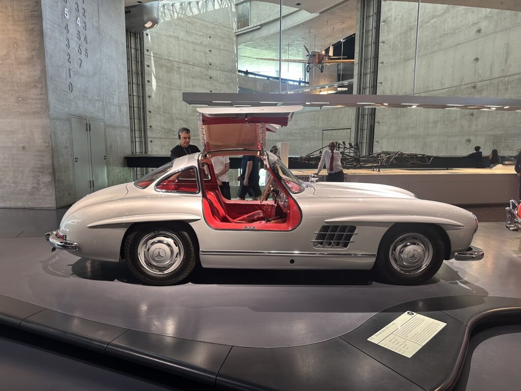 Η εμβληματική 300 SLR