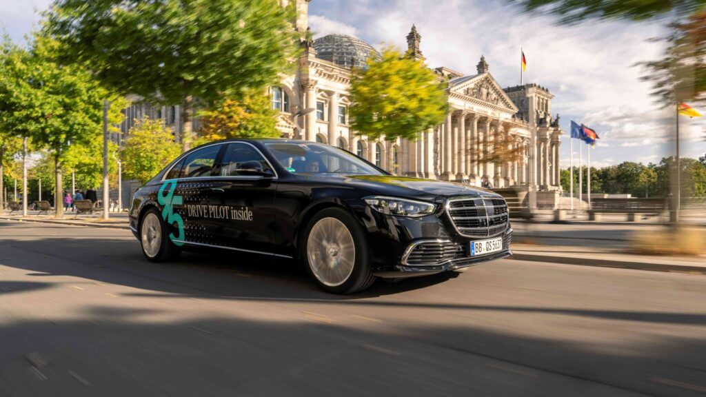 Mercedes-Benz autonomous