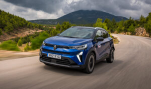 Renault Captur mhev 160 EDC