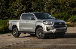 Toyota Hilux Hybrid 48V