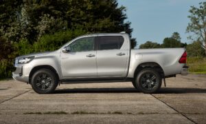 Toyota Hilux Hybrid 48V