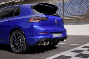 VW Golf R and VW Golf GTI Clubsport