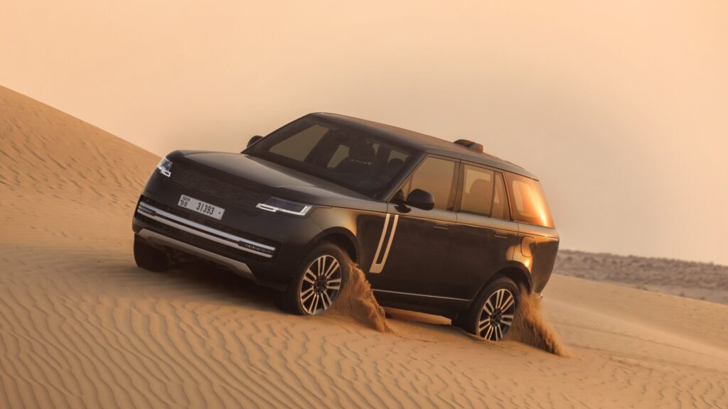 Range Rover BEV Dubai