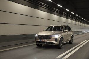 Volvo XC90 T8 eAWD