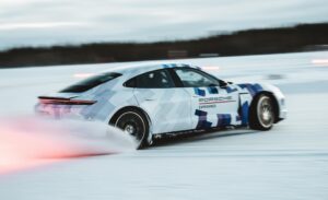 Porsche Taycan Drift