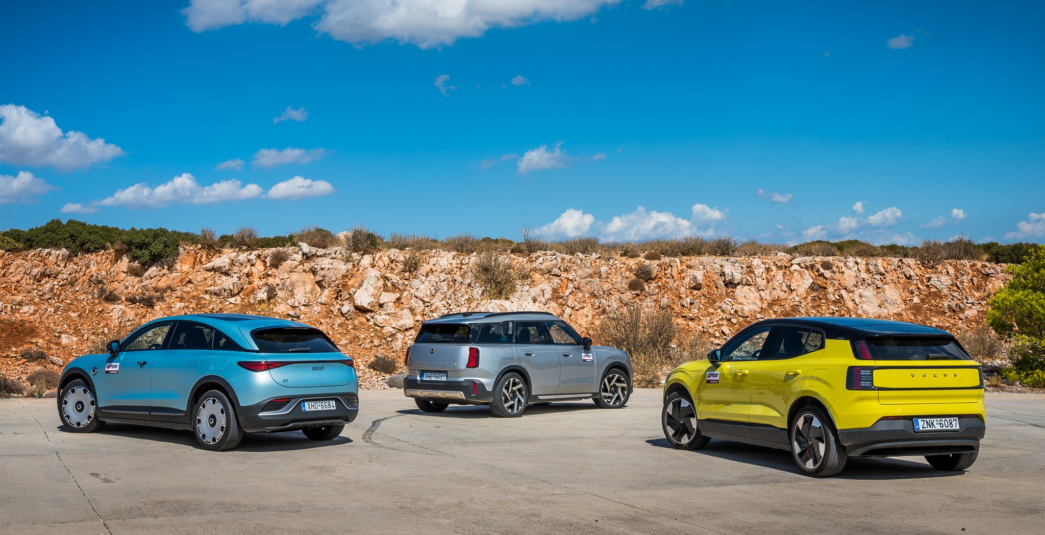 t #3 - MINI Countryman SE ALL4 - Volvo EX30