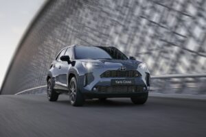 toyota yaris cross gr sport 2025