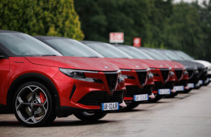 Πόσες παραγγελίες έχει ήδη η ηλεκτρική Alfa Romeo Junior;