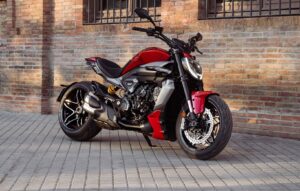 Ducati XDiavel V4