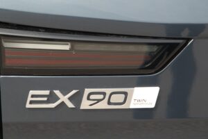 Volvo EX90 Performance 517 ps