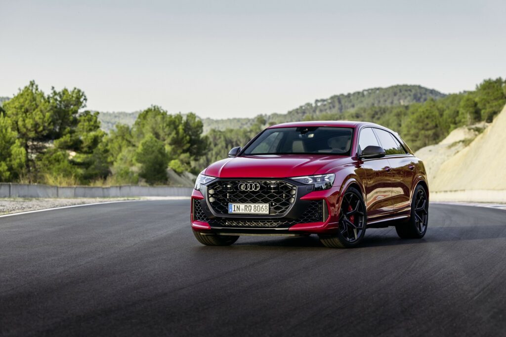 AUDI RS Q8