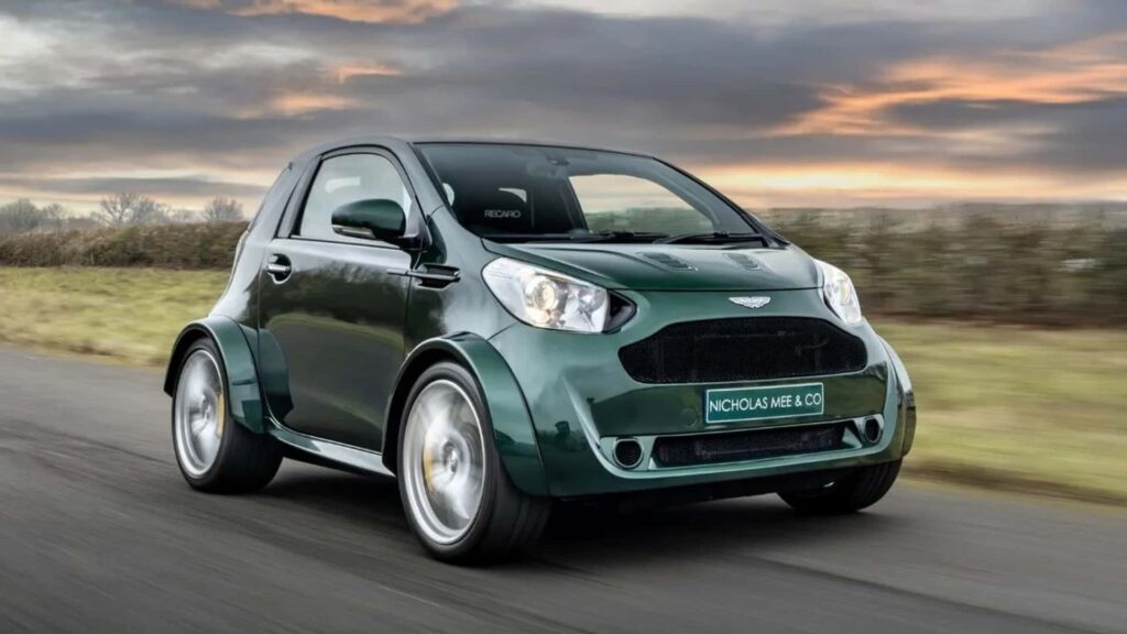 aston martin v8 cygnet sale